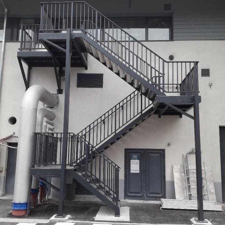 Photo de l'escalier de la station d'épuration de Bourg d'Oisans